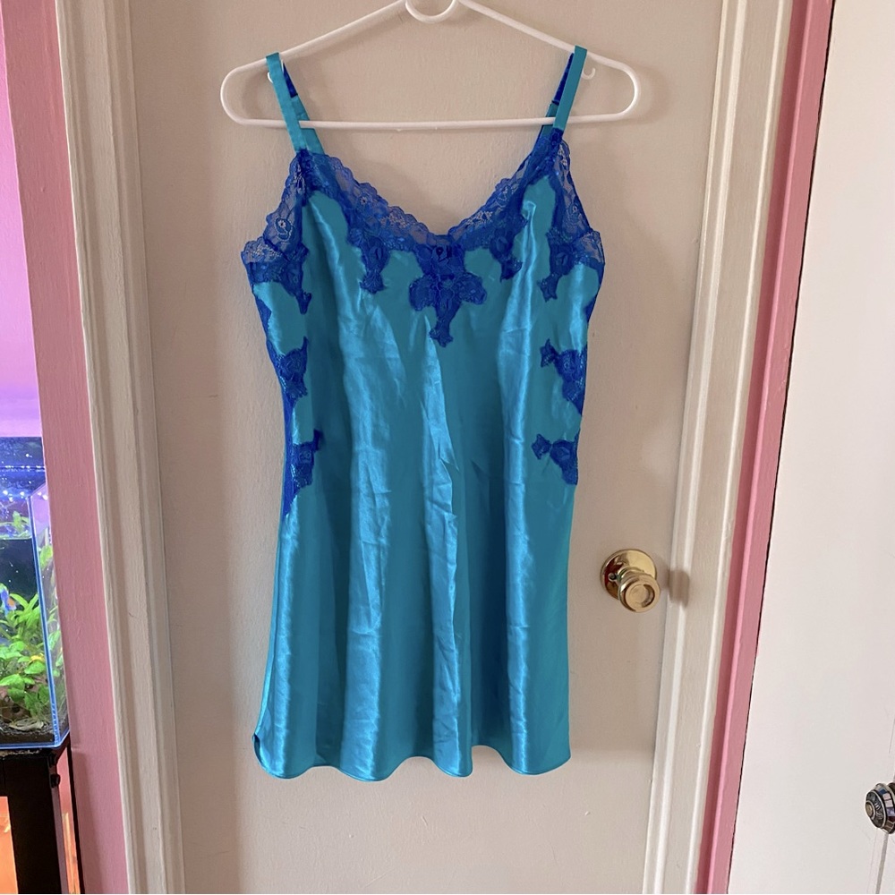 Jones New York Aqua Blue Mini Nightgown with Cobalt Blue Lace